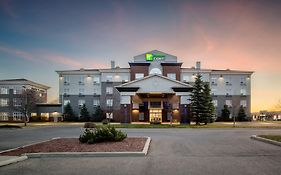 Holiday Inn Express & Suites Airdrie Calgary North